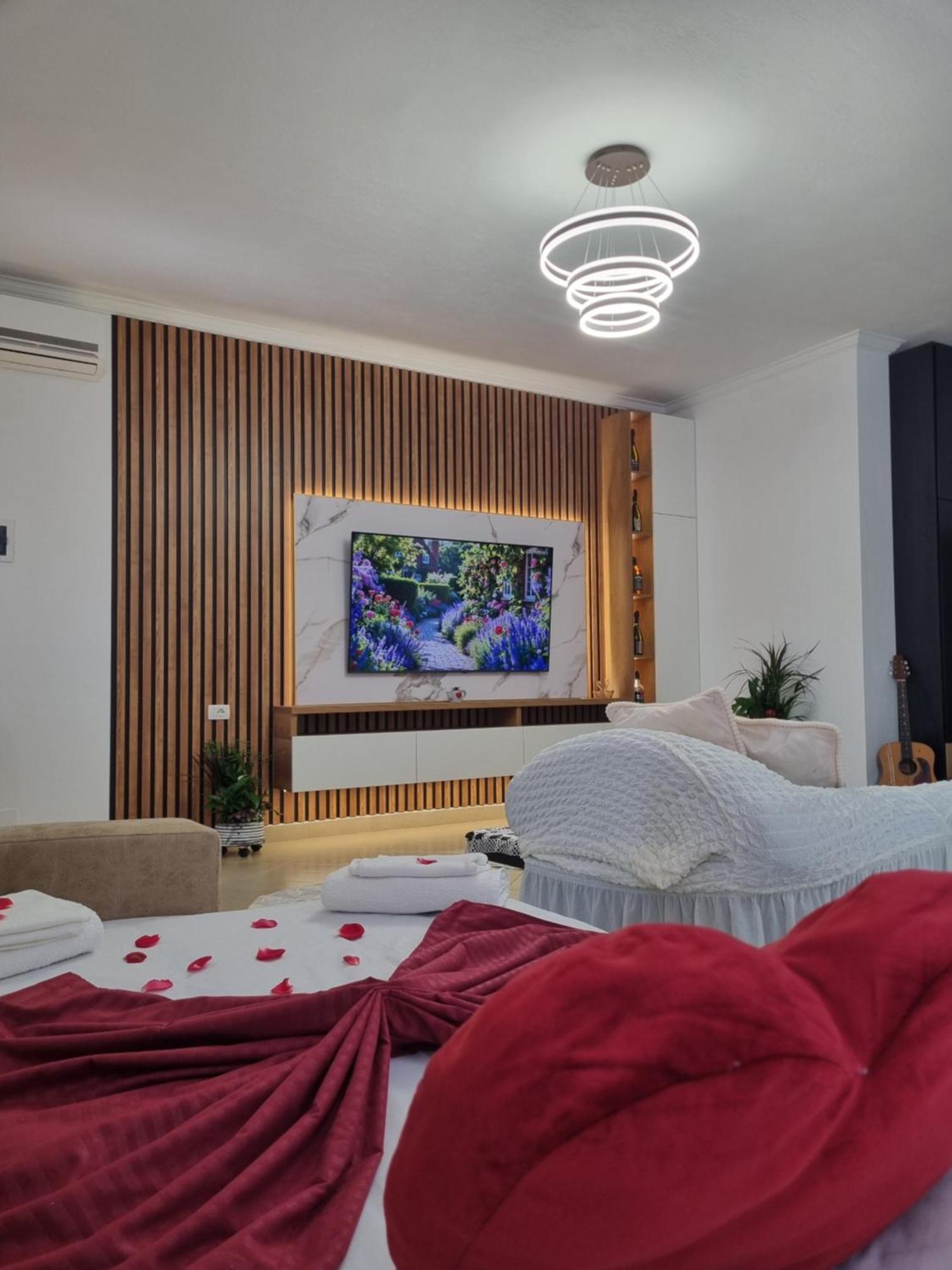 Apartment Besnik Brahimi קסאמיל מראה חיצוני תמונה